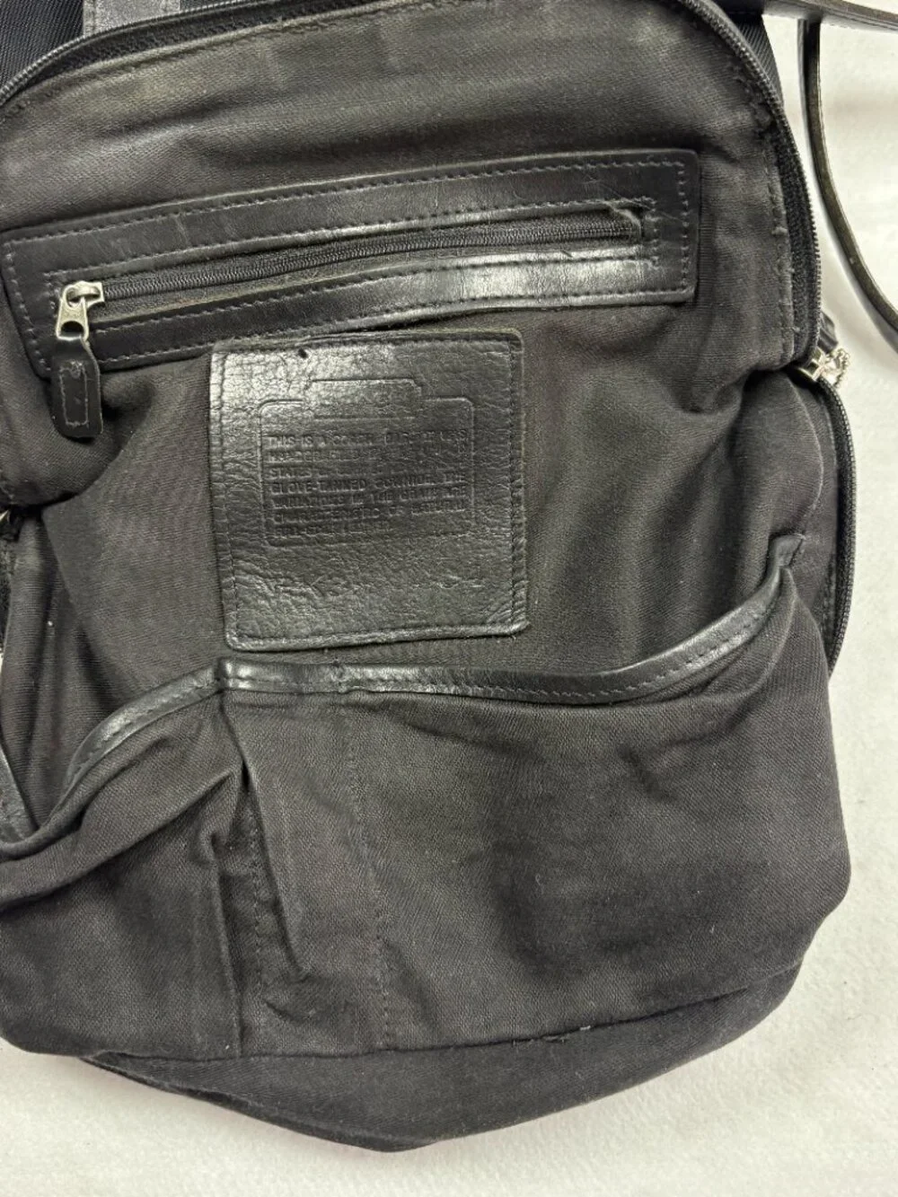 Vintage COACH Mercer Black 2-Way Nylon/Leather Backpack Handbag Minimalist 7404